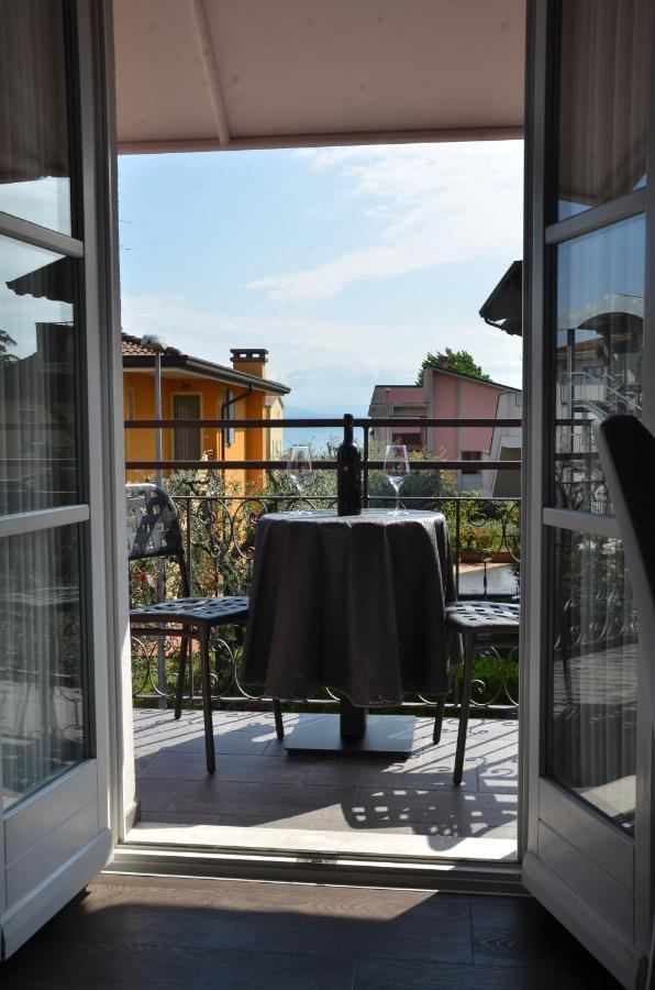 H2O Bed & Breakfast Sirmione Ngoại thất bức ảnh