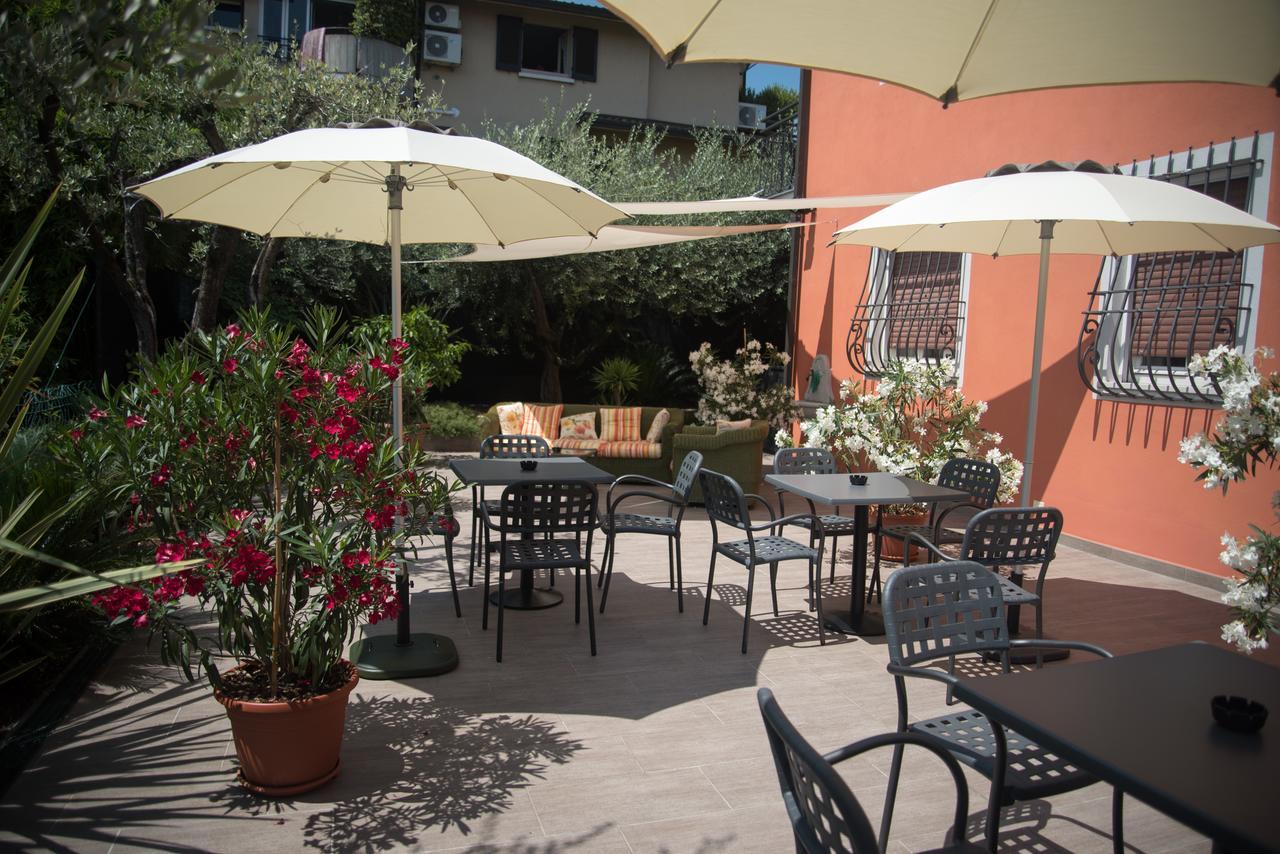 H2O Bed & Breakfast Sirmione Ngoại thất bức ảnh