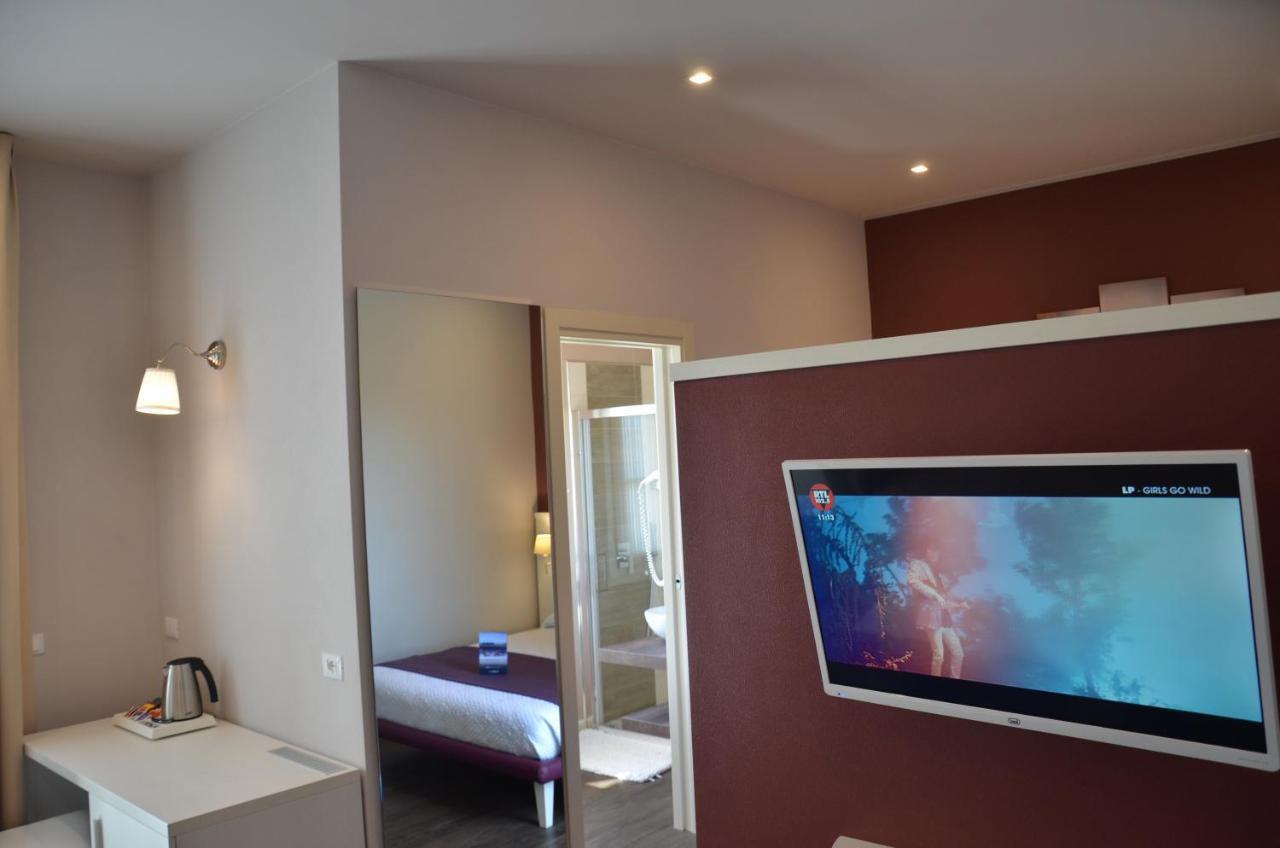 H2O Bed & Breakfast Sirmione Ngoại thất bức ảnh
