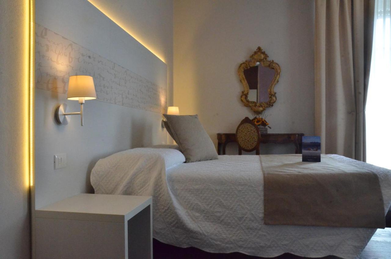 H2O Bed & Breakfast Sirmione Ngoại thất bức ảnh